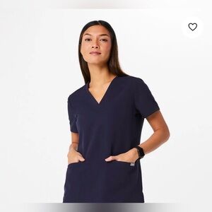 FIGS Casma Three-Pocket Scrub Top
